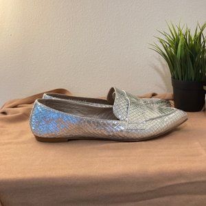 AGL "Softy" flat loafer silver leather w/ snake skin print size 40 EU (US 9.5)